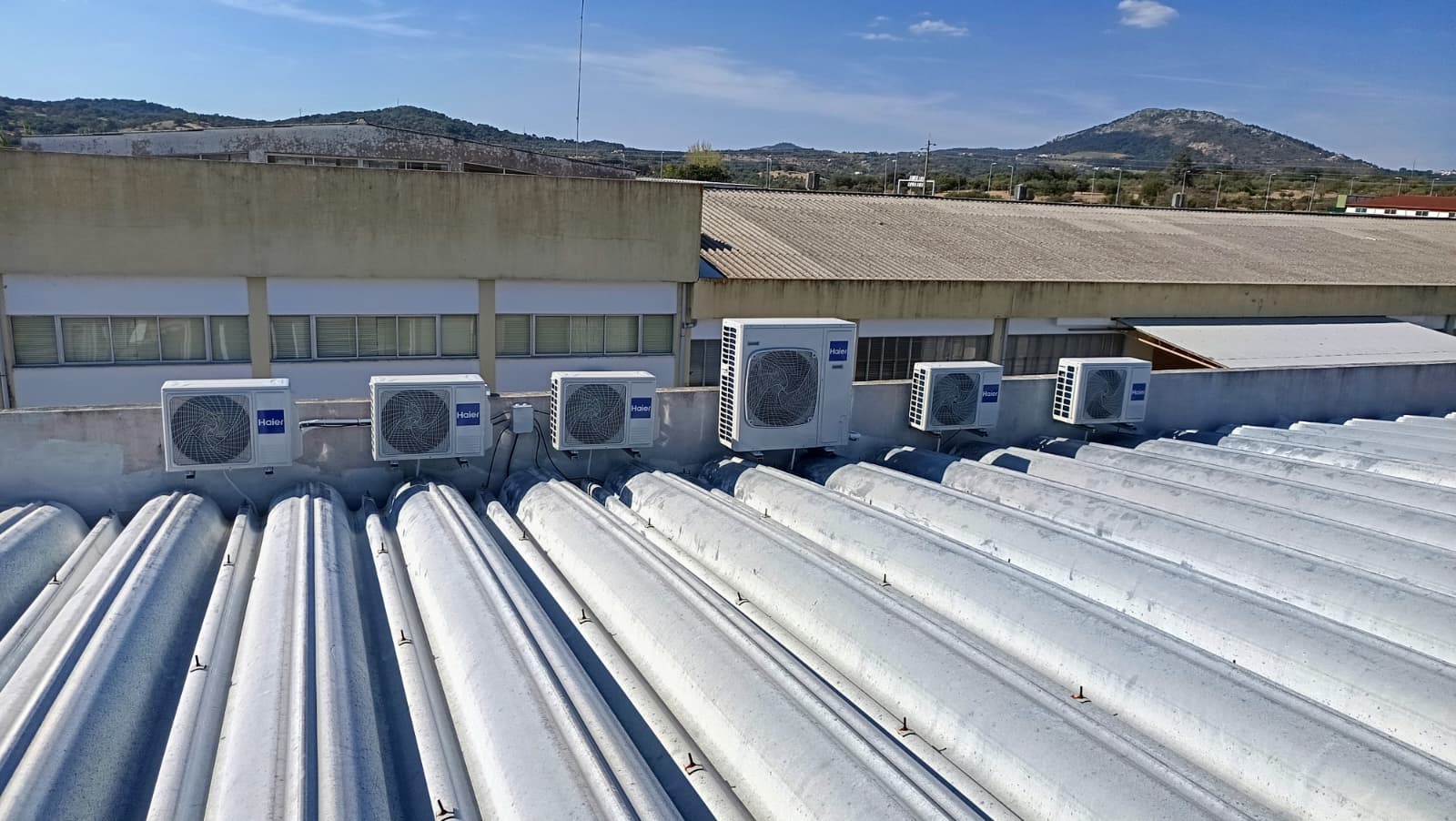 6 Máquinas HAIER em Cobertura